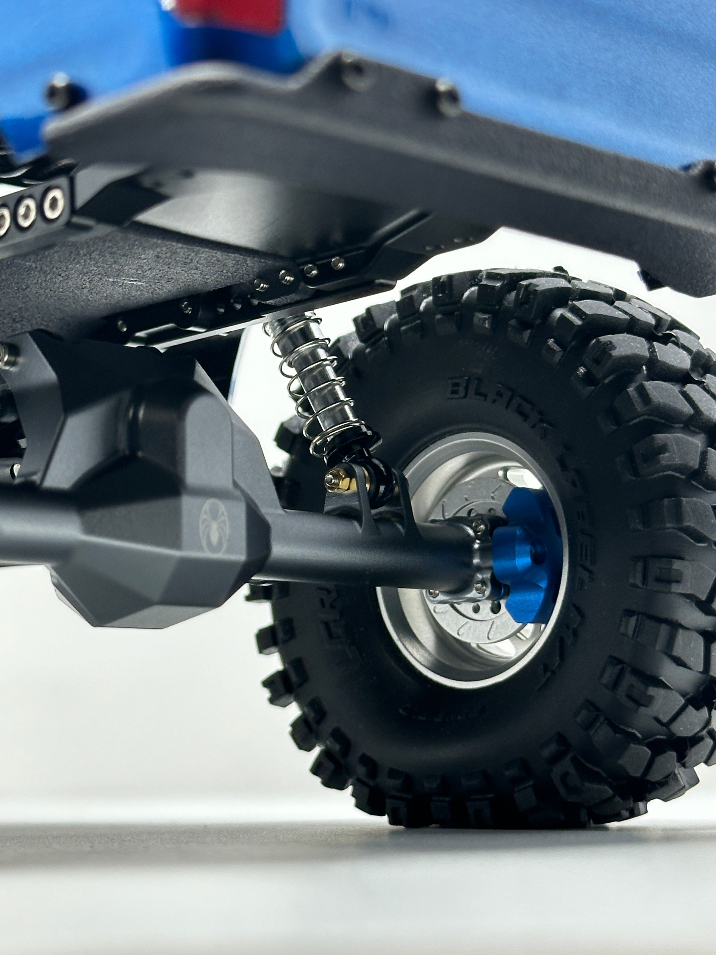 1/24 SPIDER 9™ SIGNATURE SERIES REAR AXLE