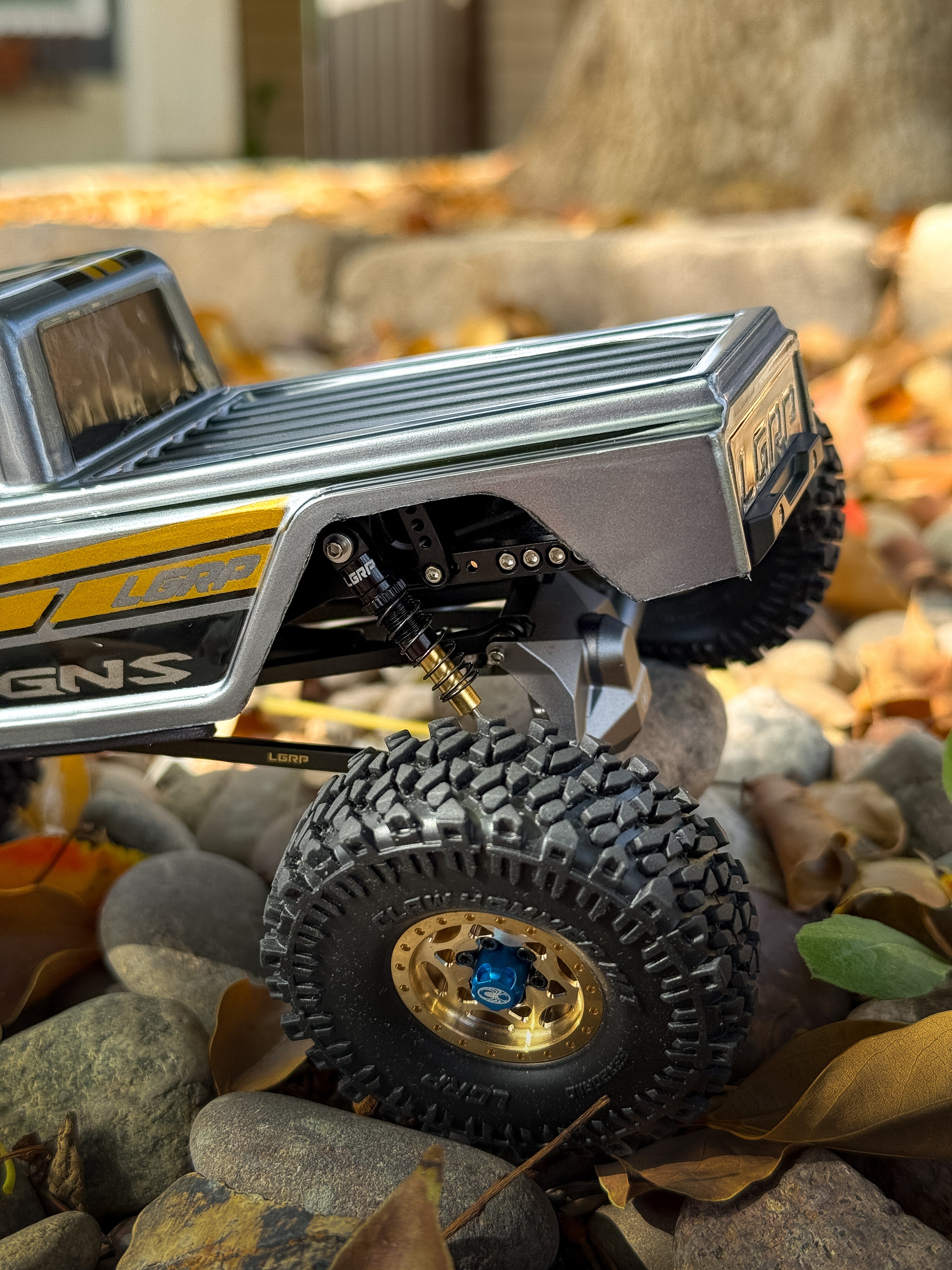 LONG TRAVEL SCX24™ SHOCKS