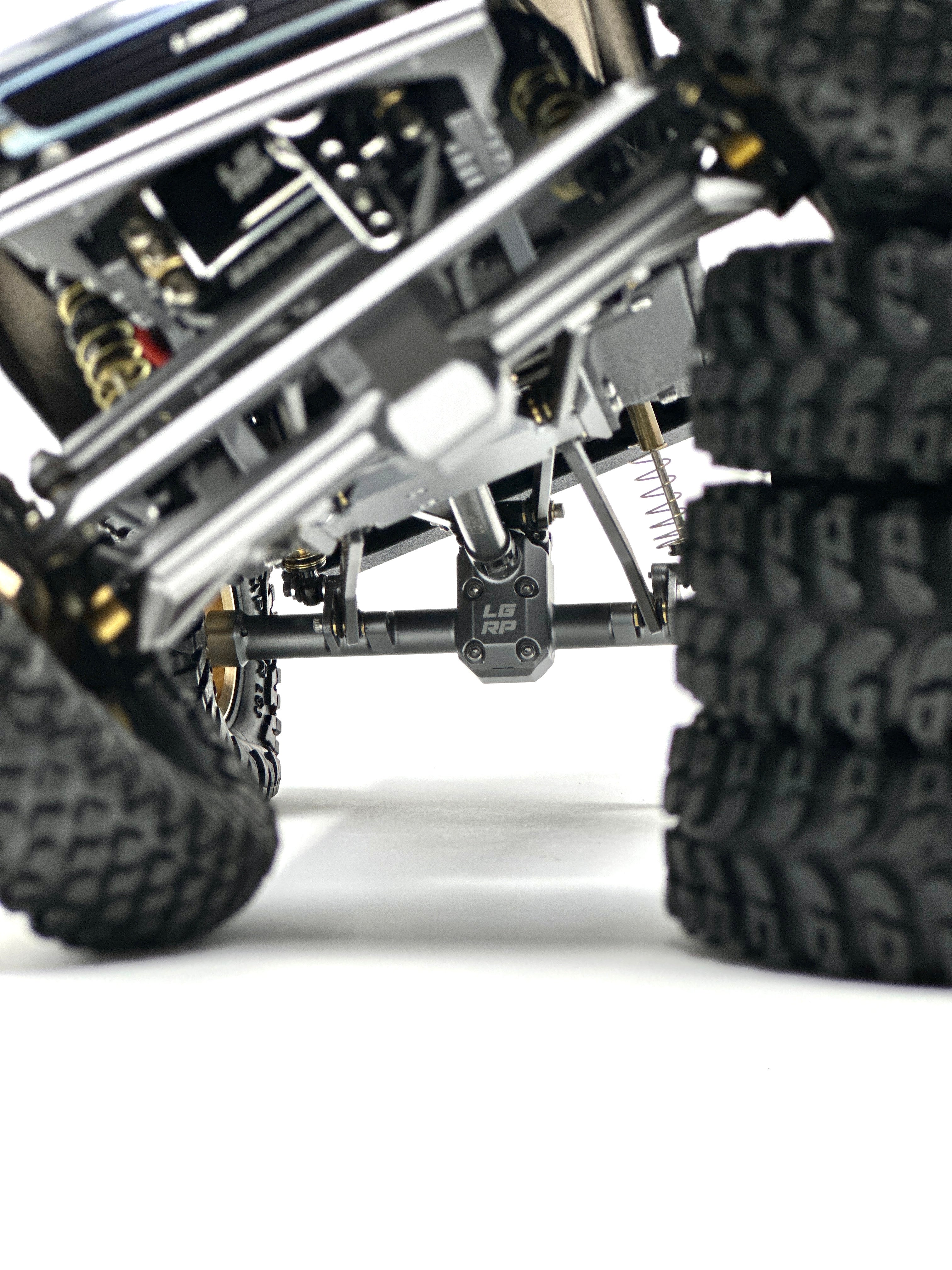 SUPER 8 AXLE SET (FRONT & REAR)