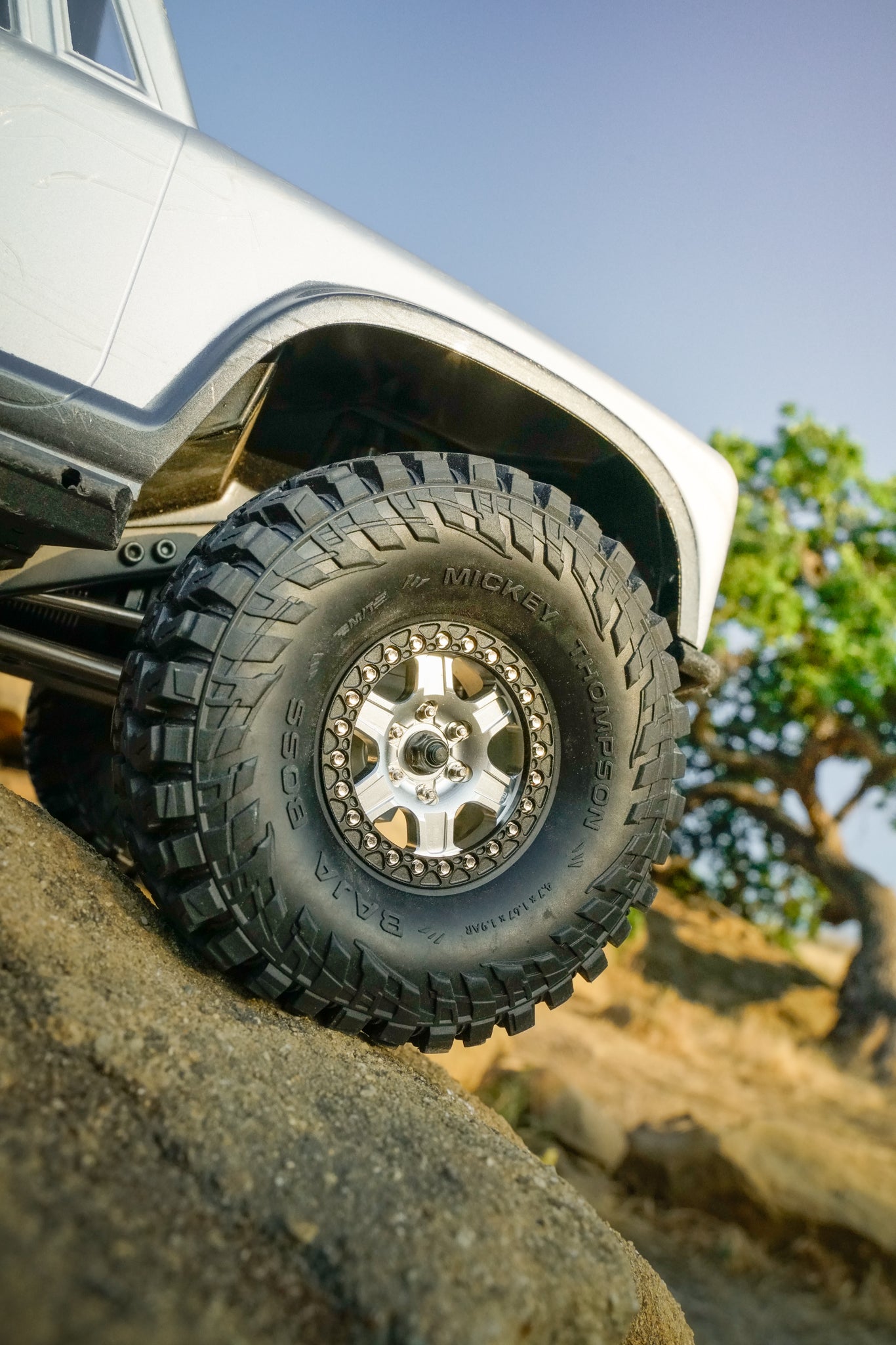 1.9" Innov8™ G400 Beadlock Wheels