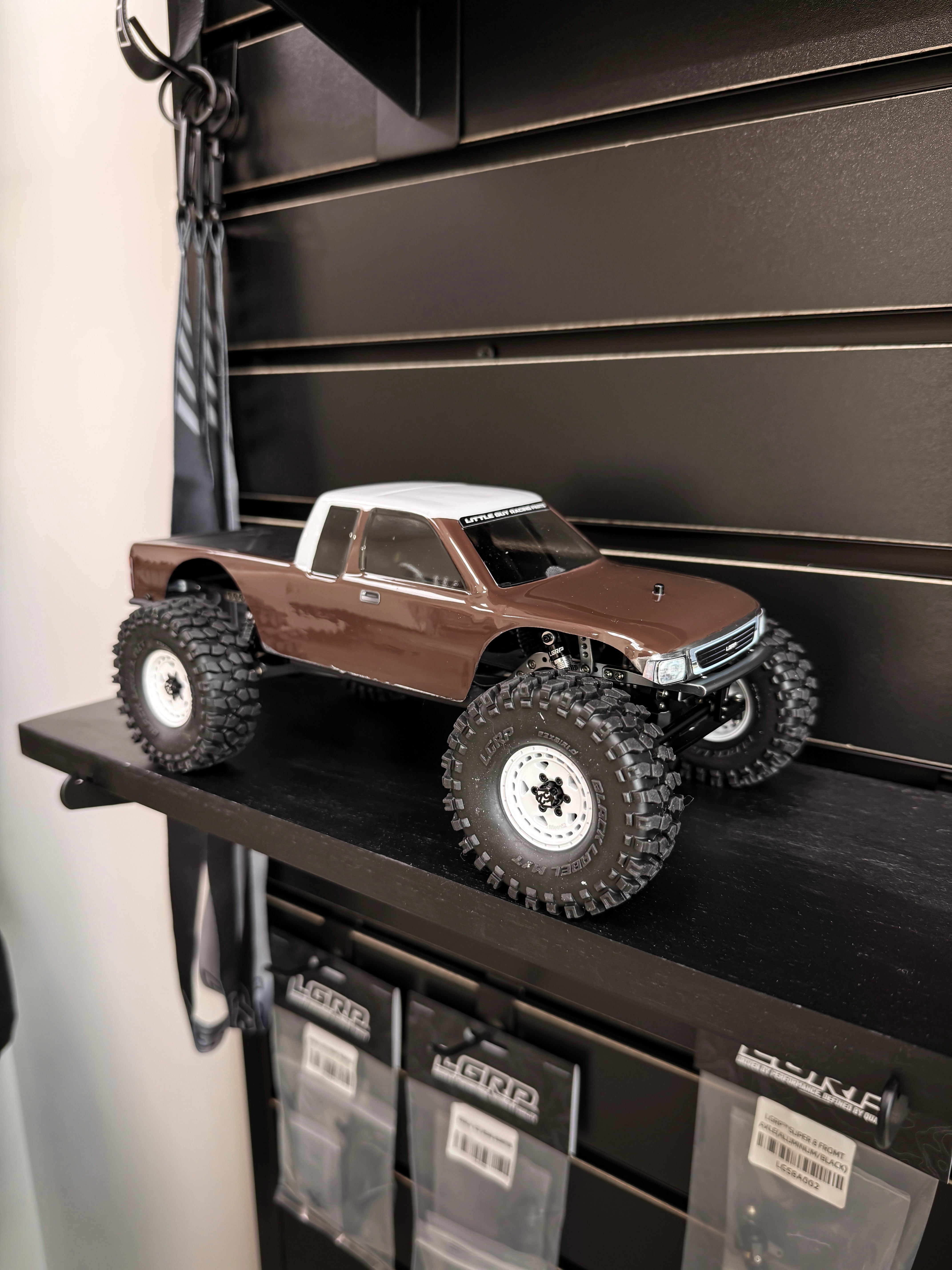 LGRP® ARTR BUILD - 009