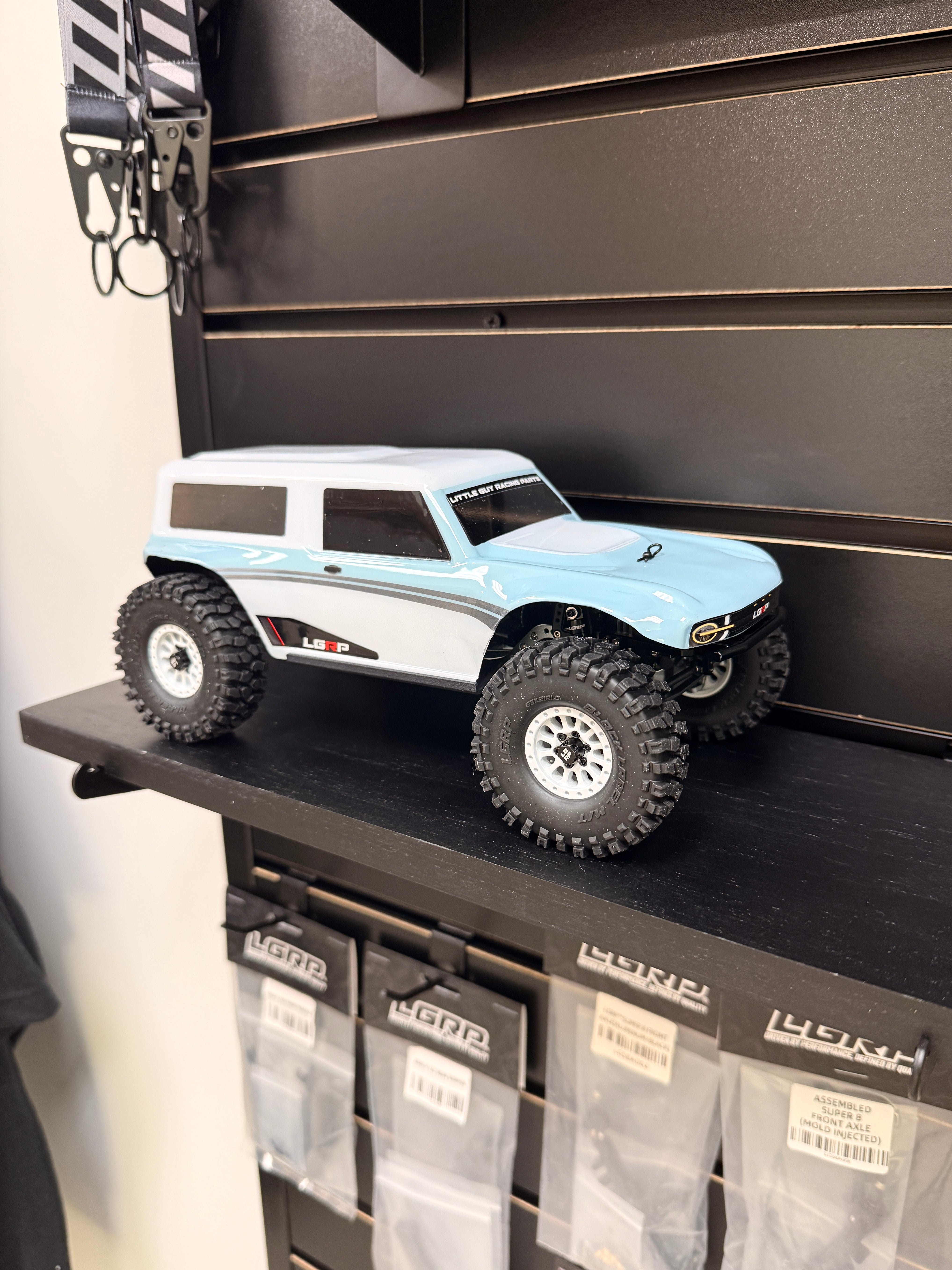 LGRP® ARTR BUILD - 040